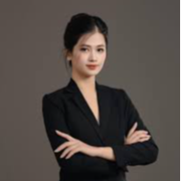 Chị Hoa